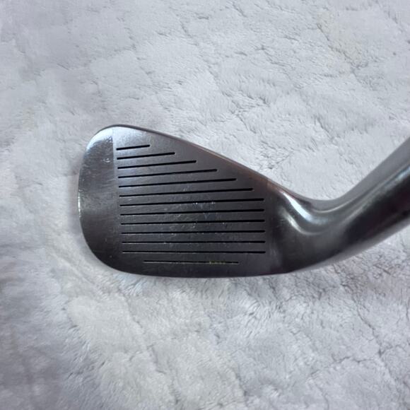 Cobra King VT 9 Iron RH Varsity Flex Junior - Picture 4 of 8
